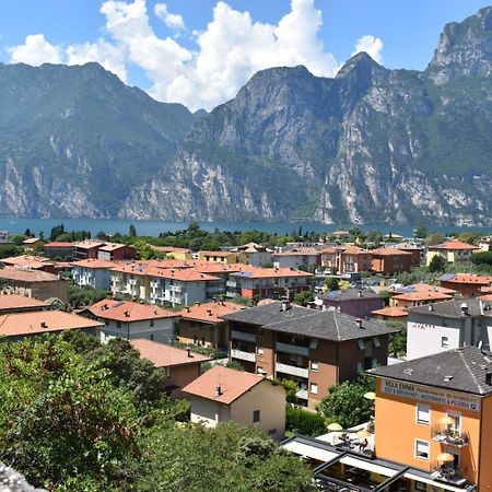 Villa Emma Torbole Sul Garda Luaran gambar